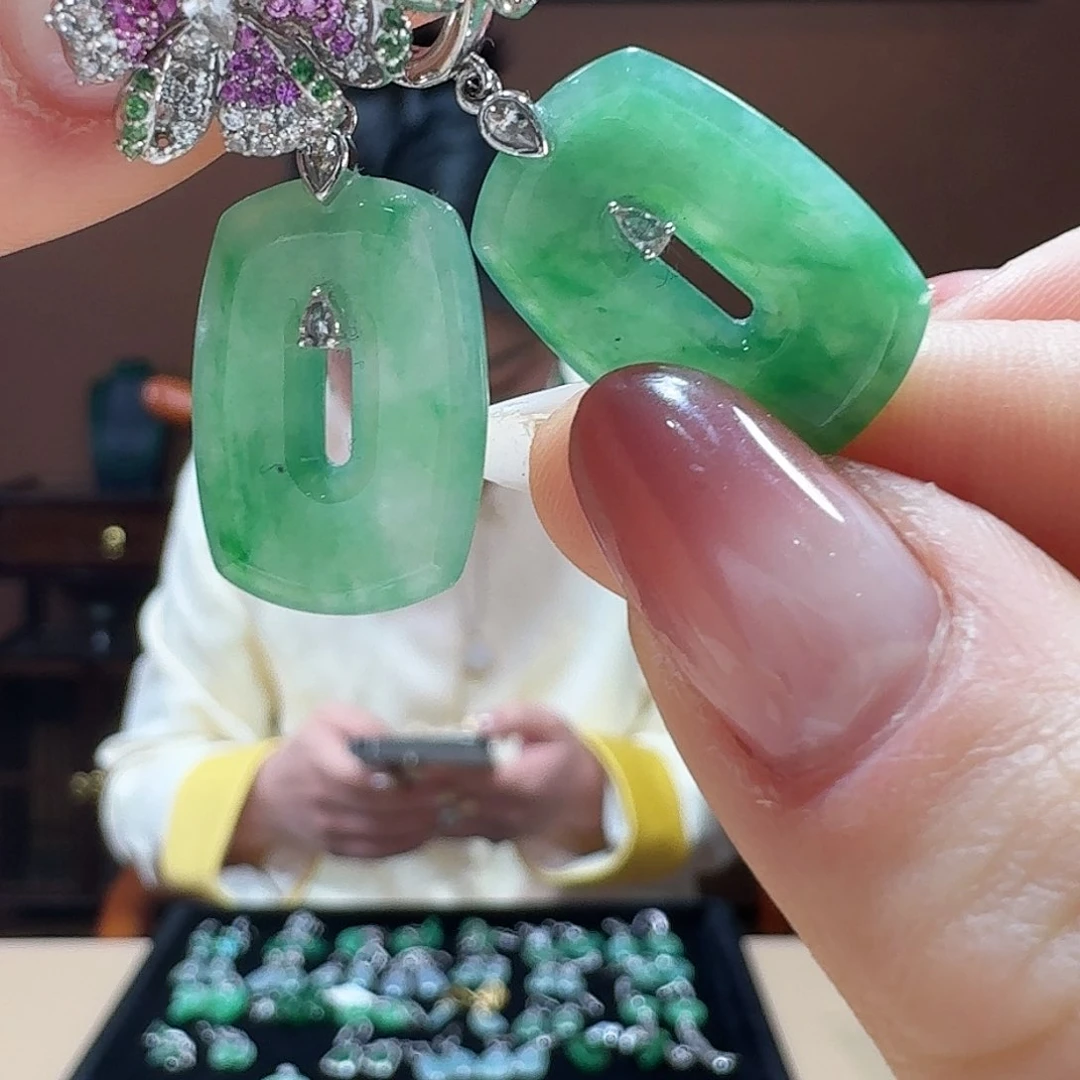 翡翠耳饰18K金镶嵌耳饰固定链接