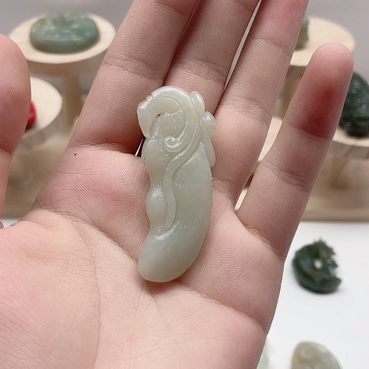 颈饰未镶嵌和田玉