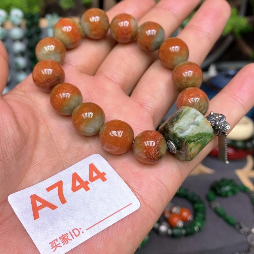 翡翠手链未镶嵌大****漂亮美眉