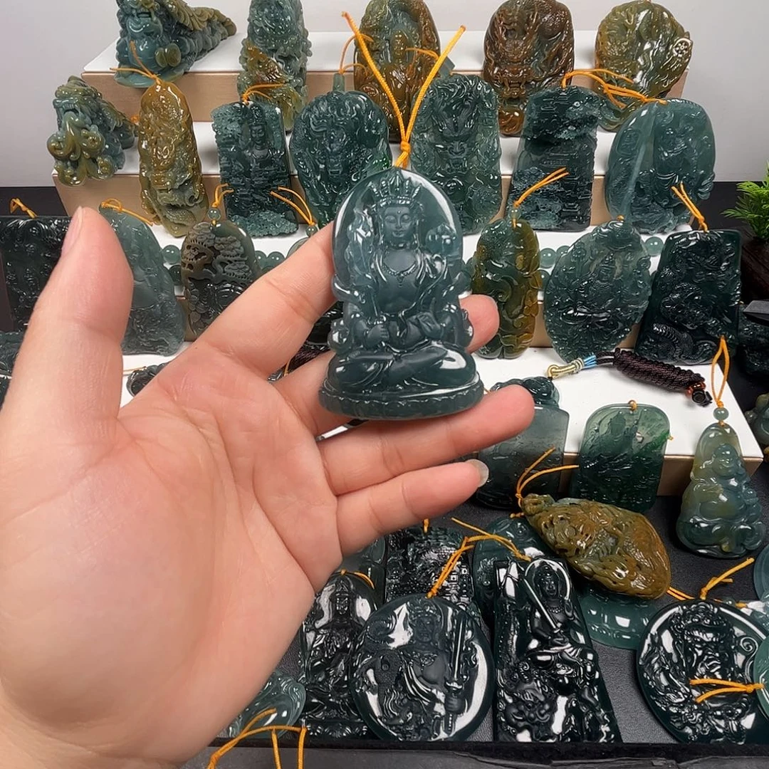 曹***建翡翠未镶嵌吊坠(不含链)纯天然A货翡翠吊坠666