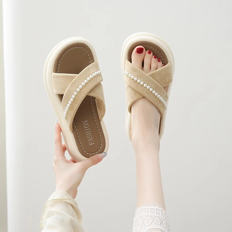 2025夏季新款chic小众时尚休闲百搭拖鞋女外穿珍珠复古女鞋