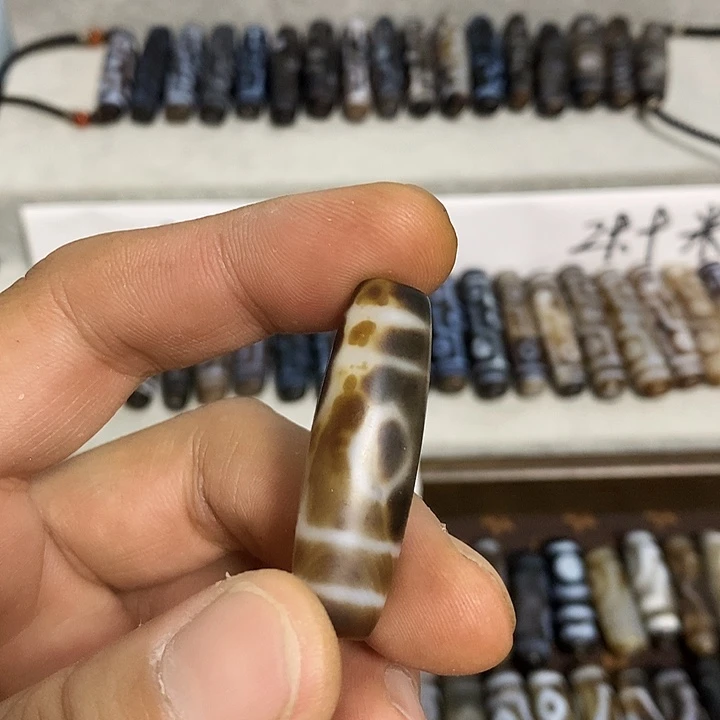 合金颈饰玛瑙/玉髓