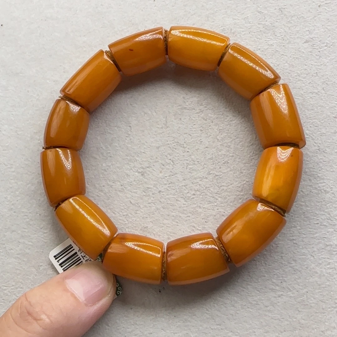 琥珀未镶嵌珠宝奇石14