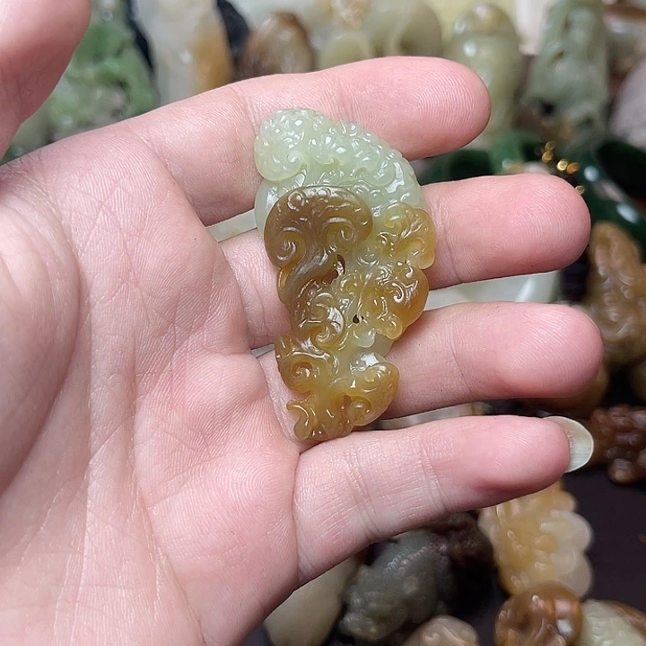 S***u和田玉未镶嵌挂件