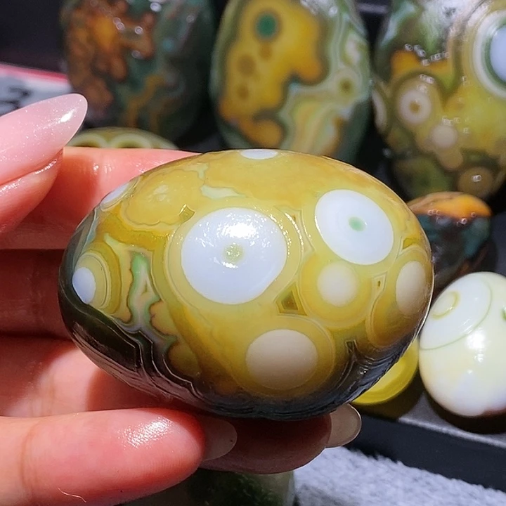 玛瑙/玉髓未镶嵌珠宝奇石29