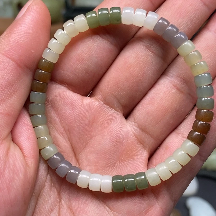 【闪购商品】颈饰未镶嵌和田玉（糖玉）