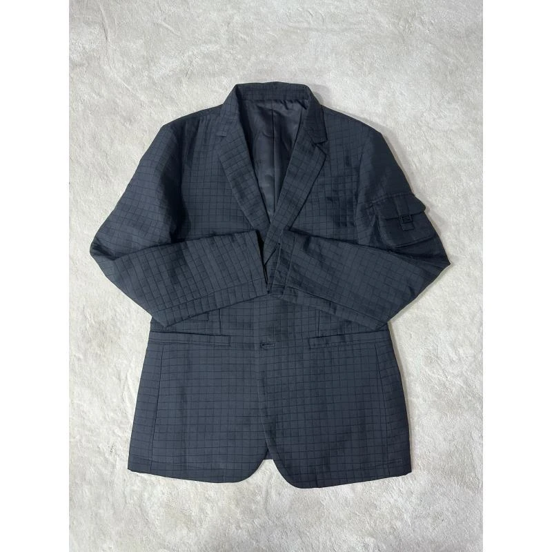 F01芬老板穿的男士西服外套