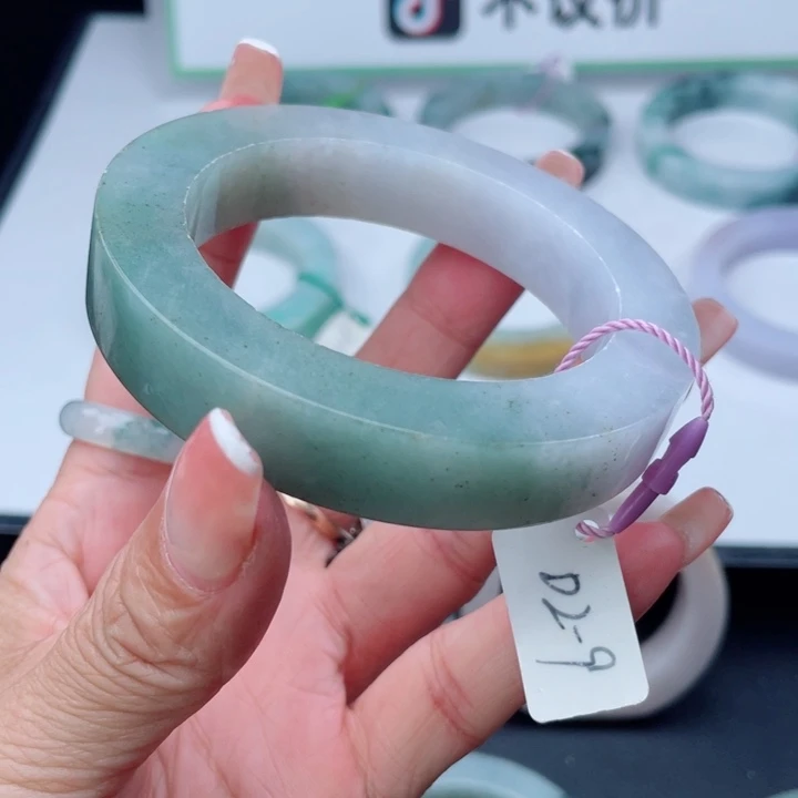 定制翡翠未镶嵌圆