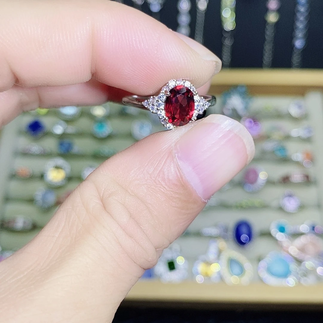 未镶嵌戒指石榴石