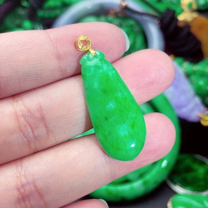 翡翠18K金镶嵌吊坠(不含链)