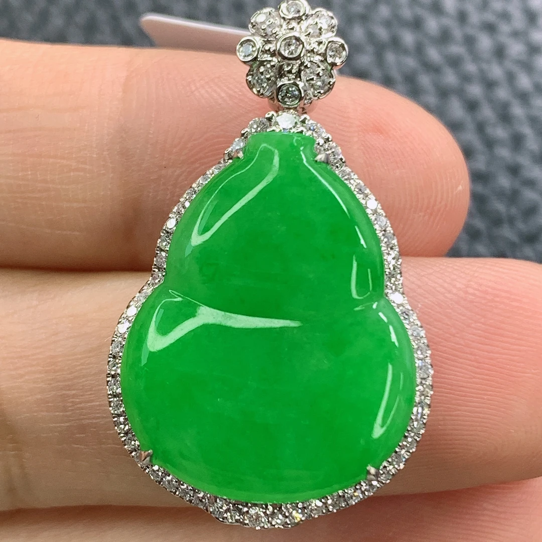 天然缅甸A货满绿翡翠葫芦镶嵌18k金吊坠时尚气质