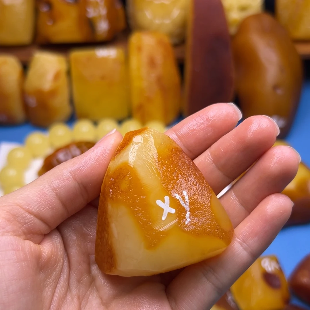 樗***也定制琥珀未镶嵌琥珀蜜蜡
