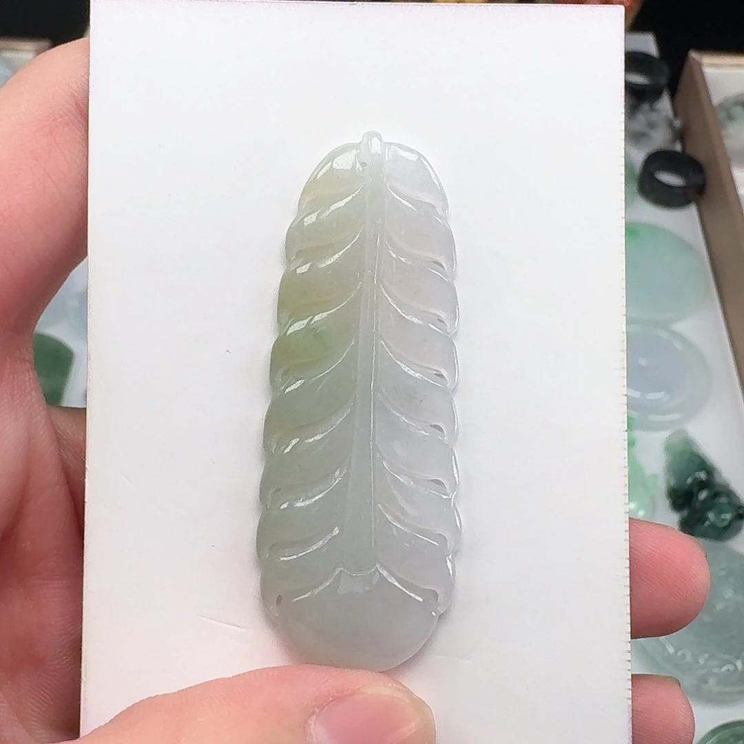 翡翠未镶嵌颈饰天然翡翠