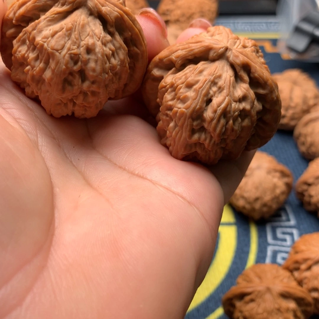 【闪购商品】把件文玩核桃东**了白狮子41