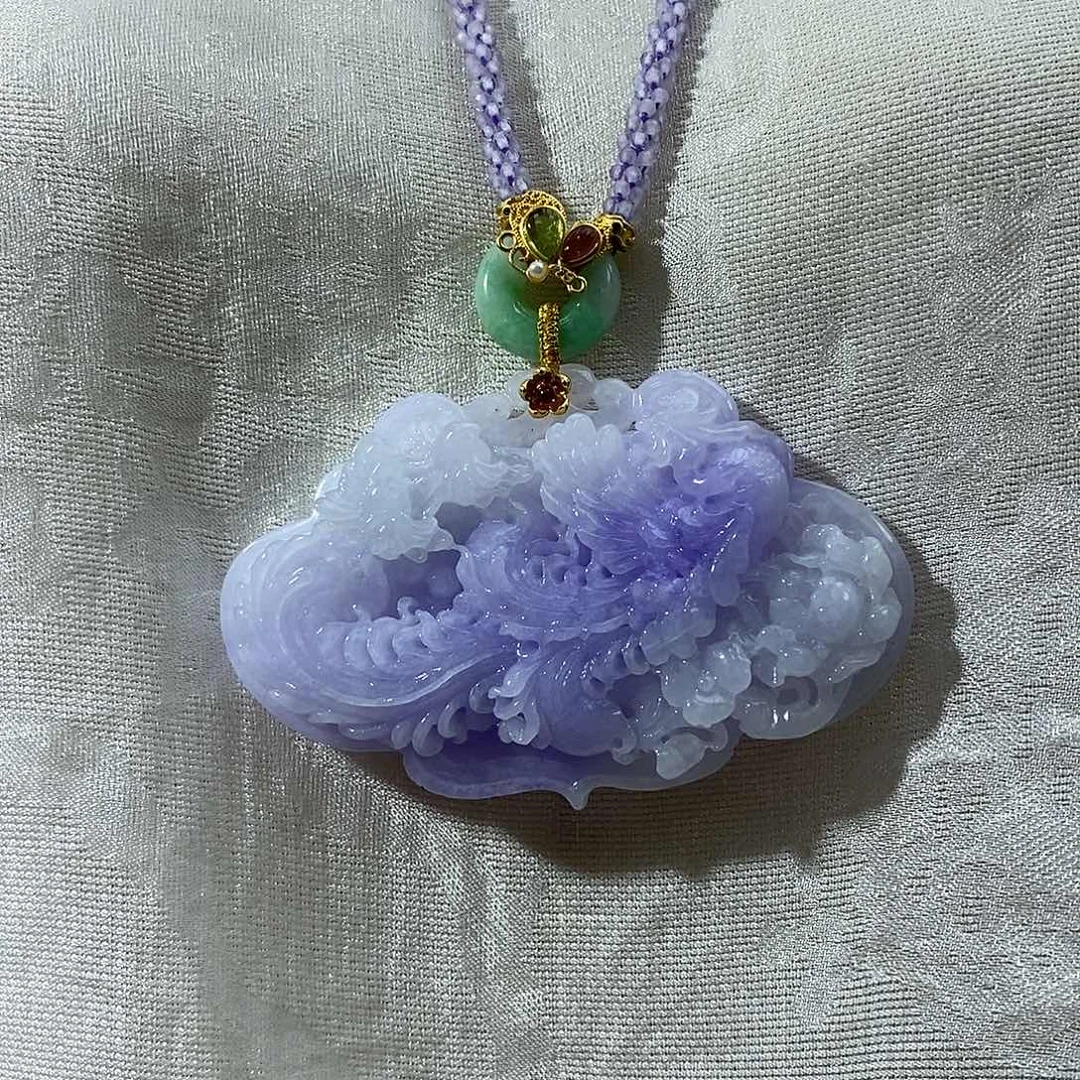 翡翠未镶嵌颈饰吊坠