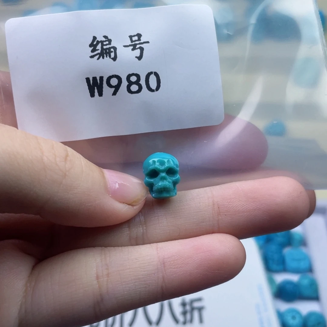 哥***哥未镶嵌绿松石天然原矿绿松石雕件
