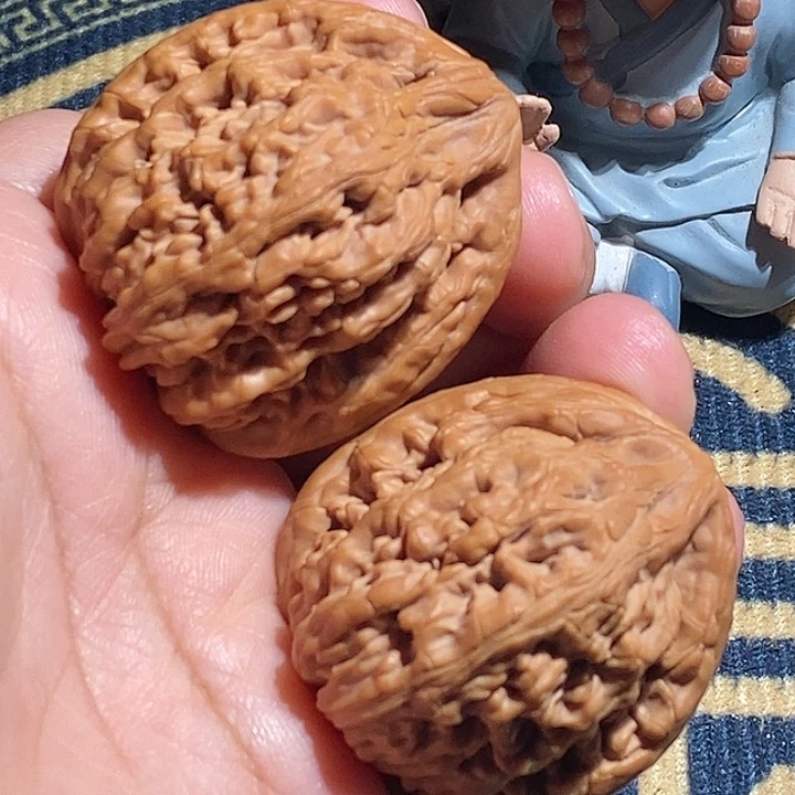 【闪购商品】文玩核桃吊坠虎头王