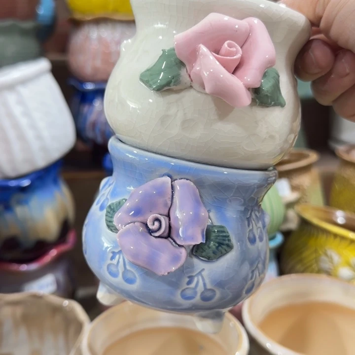 凑9块包邮，有孔，陶瓷花盆