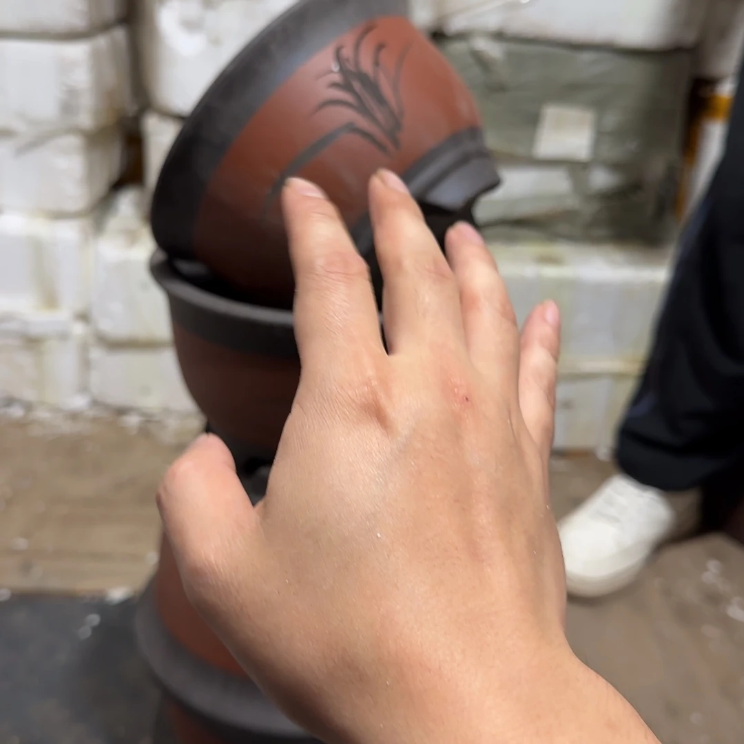 紫砂花盆口径19高度12口15厘米