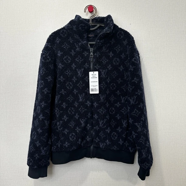 99新 LouisVuitton/路易威登 满印泰迪羊羔毛外套 尺码：M 11408