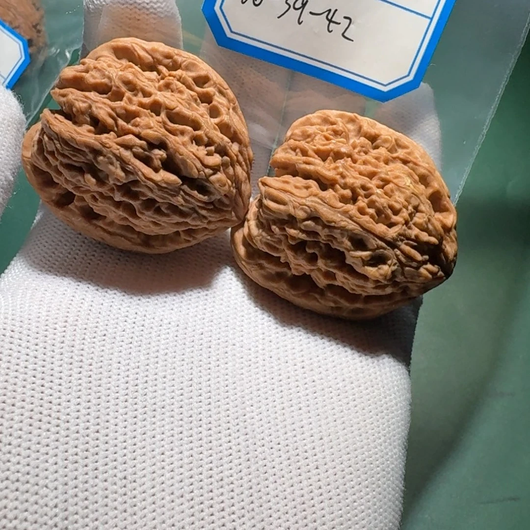 文玩核桃吊坠1006粗棱1.1