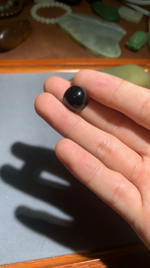 新疆和田玉精工单圈手串