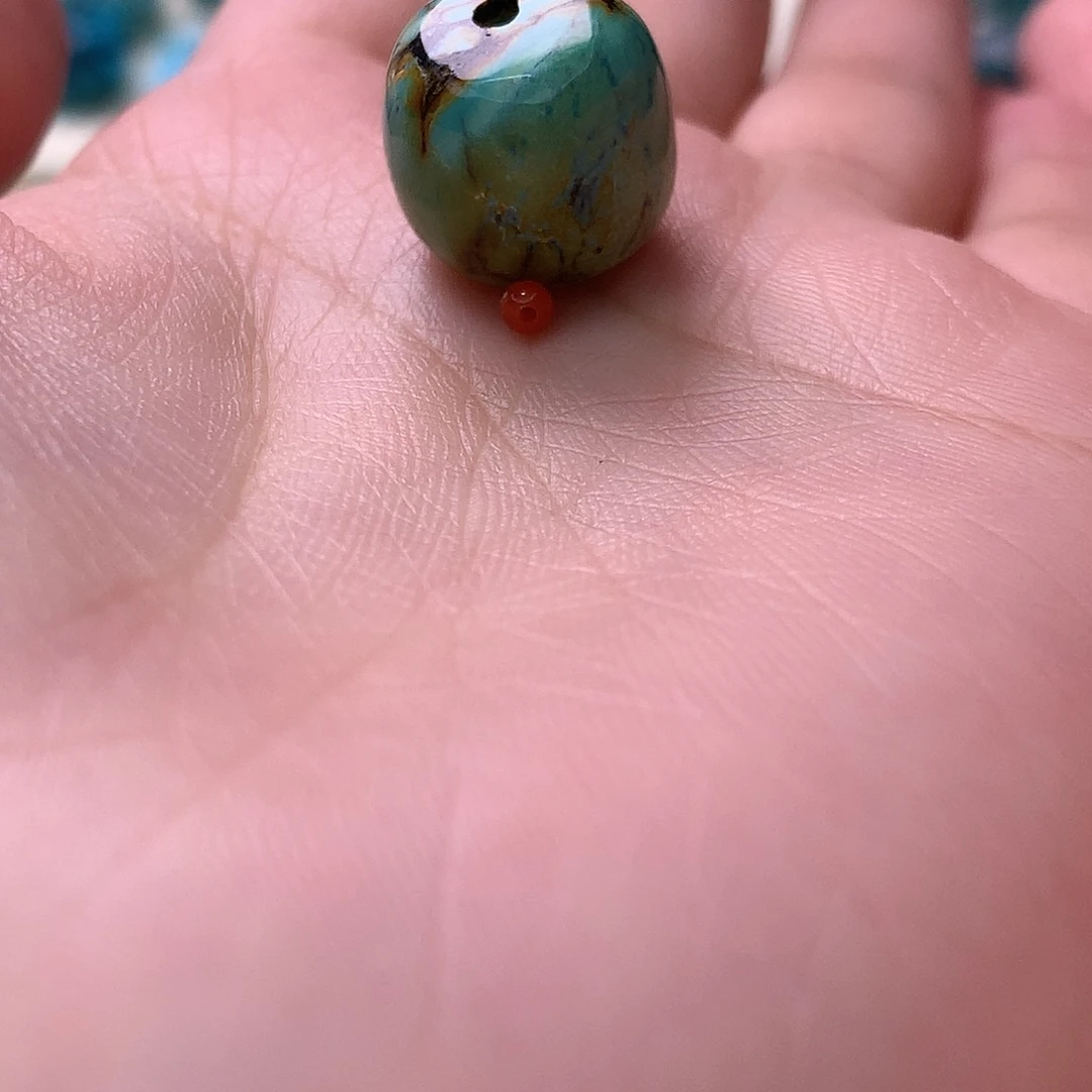 南红玛瑙未镶嵌珠宝奇石