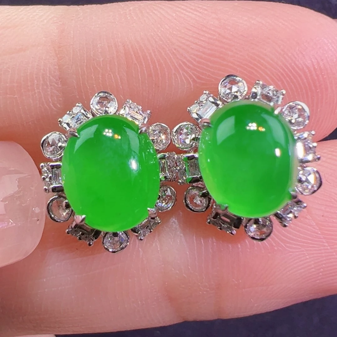 翡翠18K金镶嵌耳饰耳钉