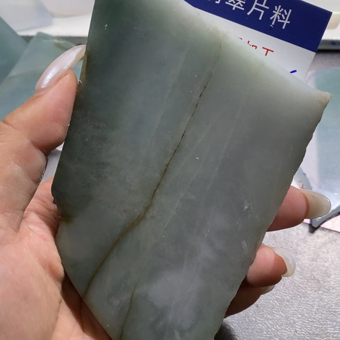 未镶嵌挂件翡翠原****师