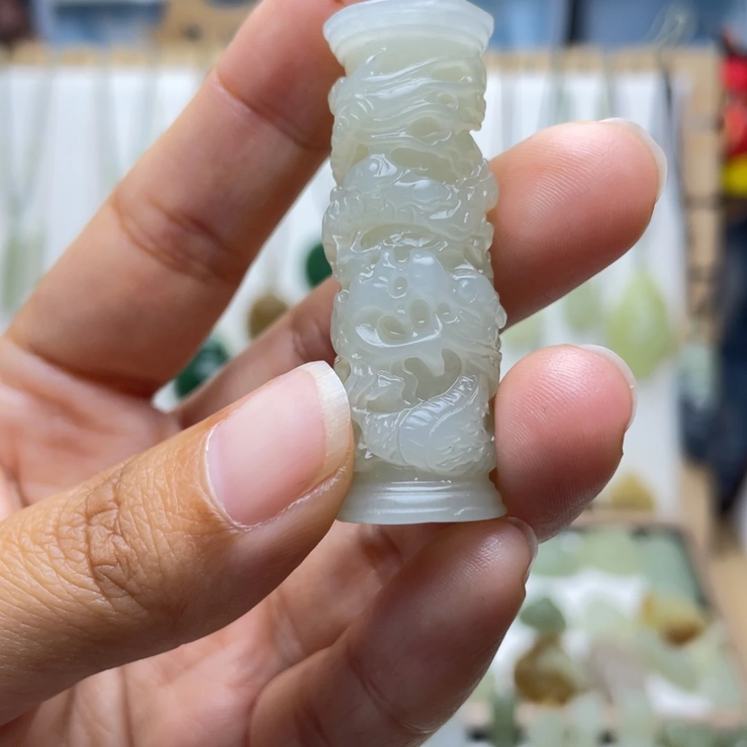 和田玉未镶嵌吊坠(不含链)