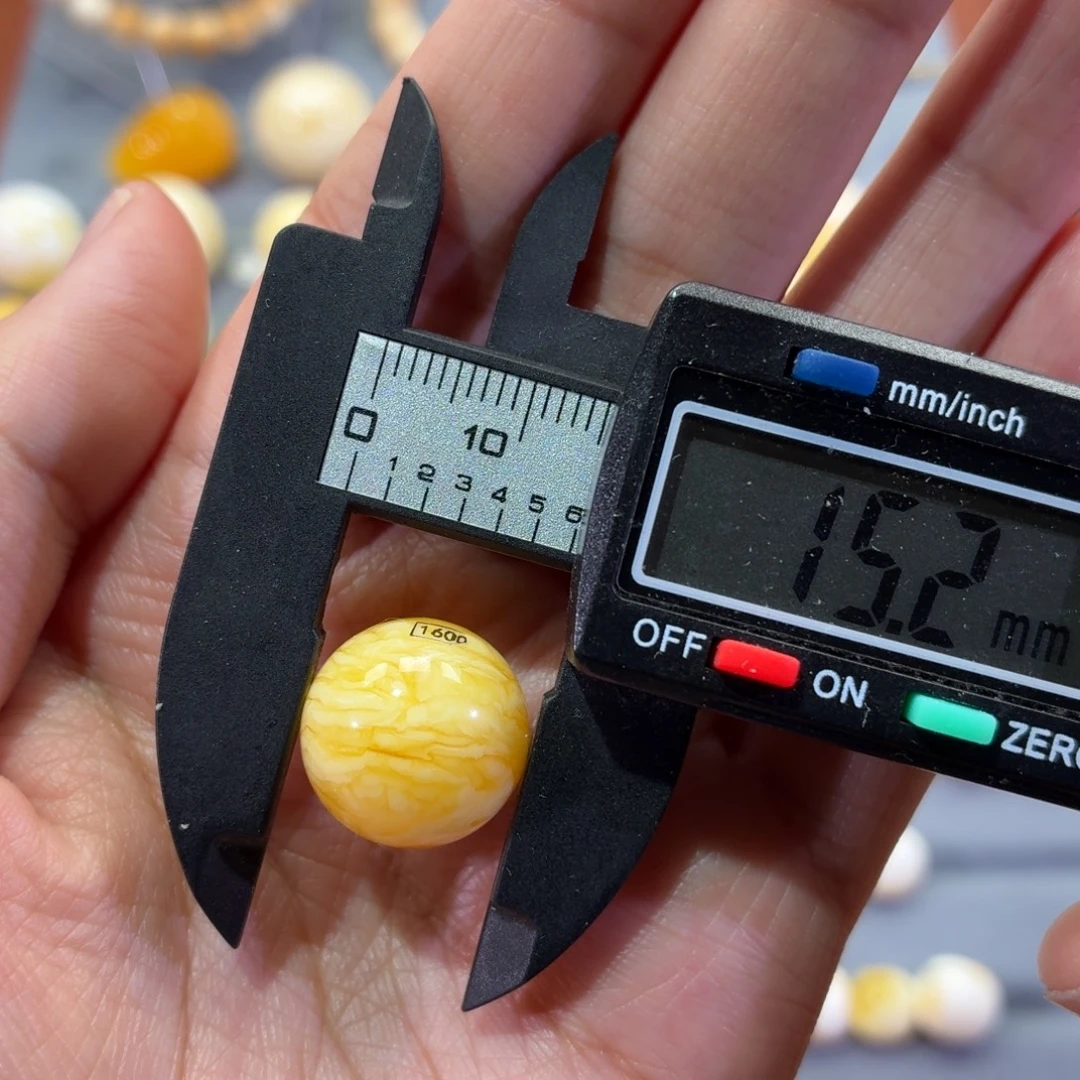 琥珀未镶嵌裸石圆珠