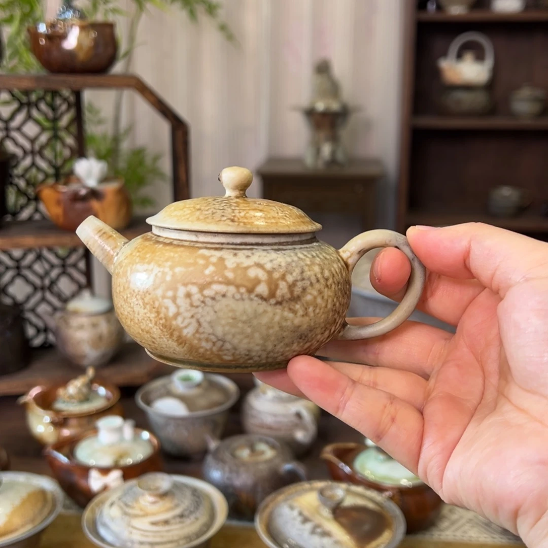 37中白月半壶窑藏