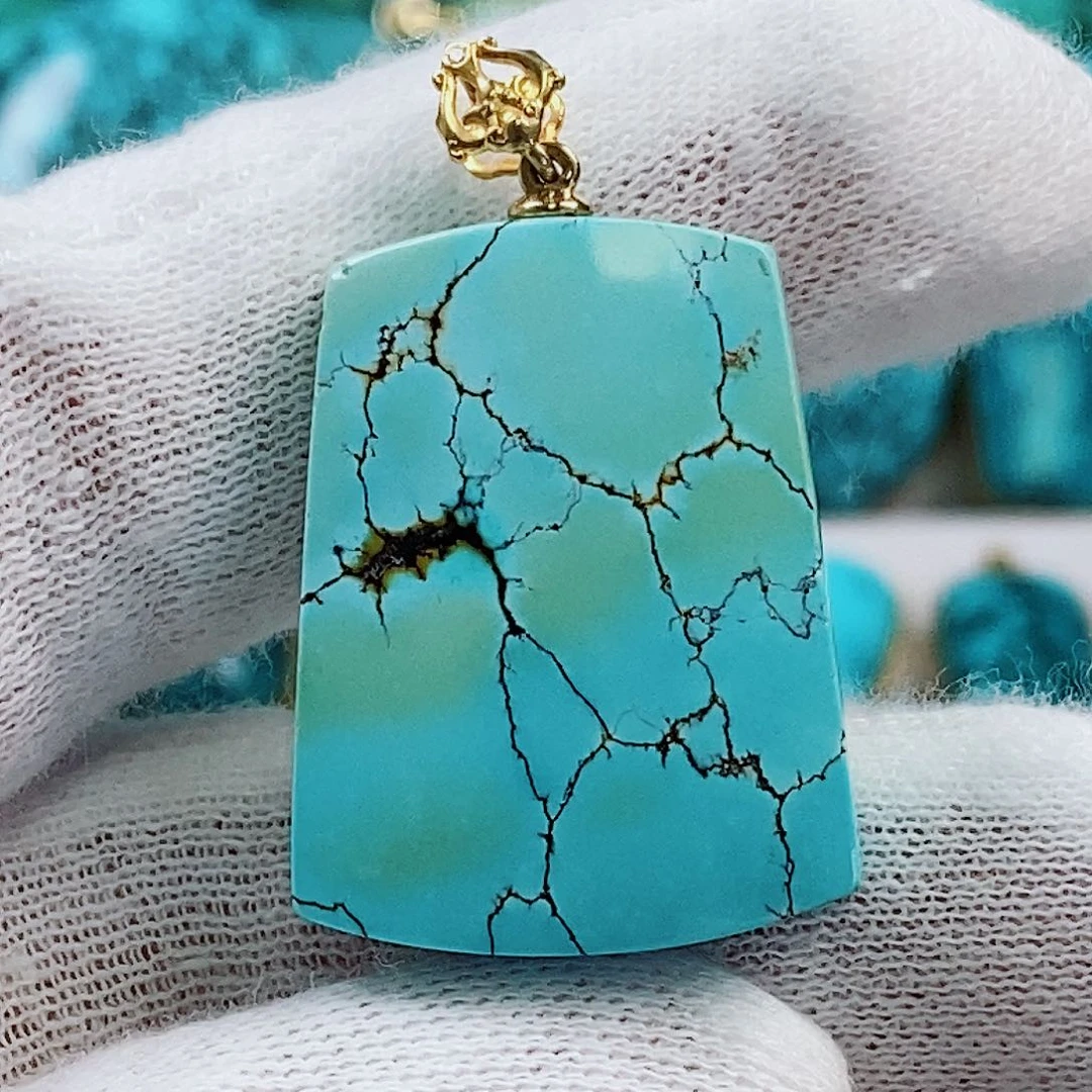 绿松石18K金镶嵌原矿无优化