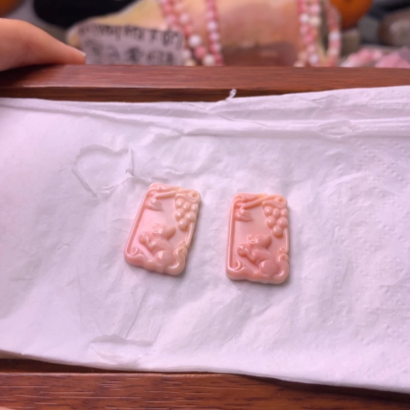 【闪购商品】查罗石颈饰合金福利
