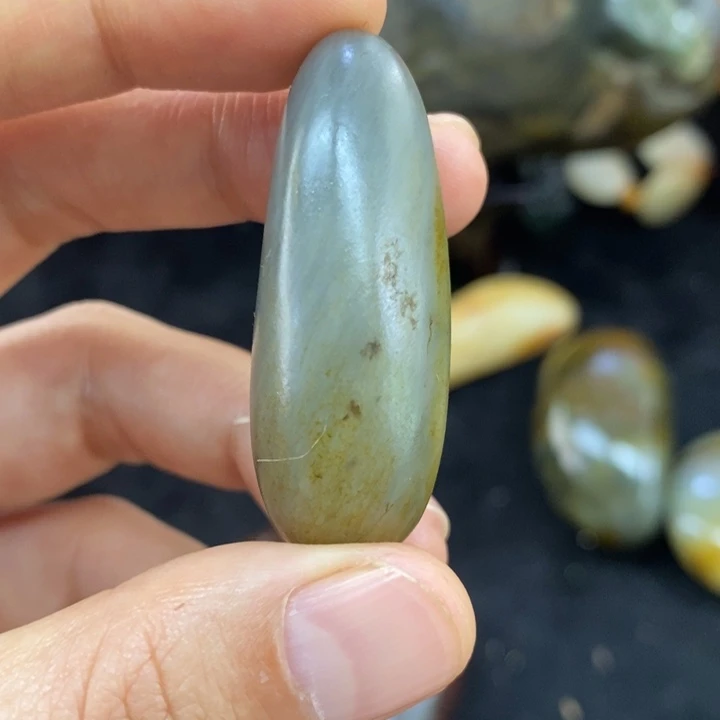 未镶嵌和田玉（糖玉）挂件