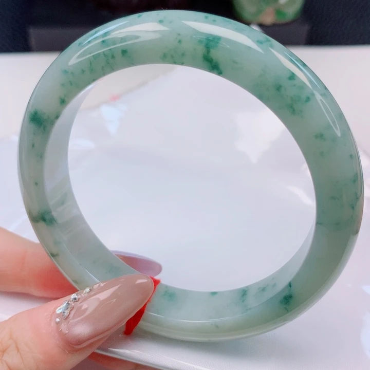 翡翠未镶嵌手镯59圈