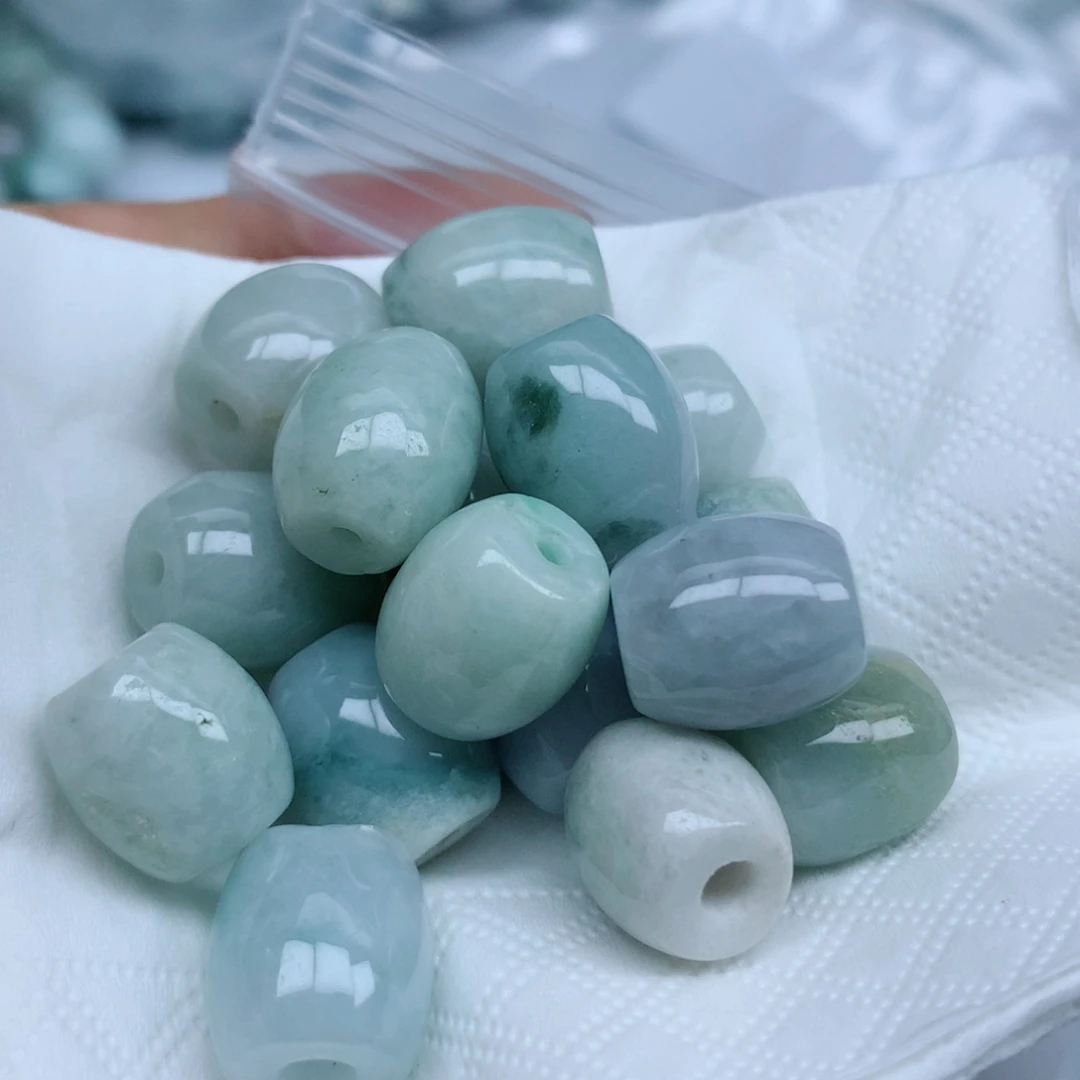 翡翠未镶嵌颈饰珠珠子