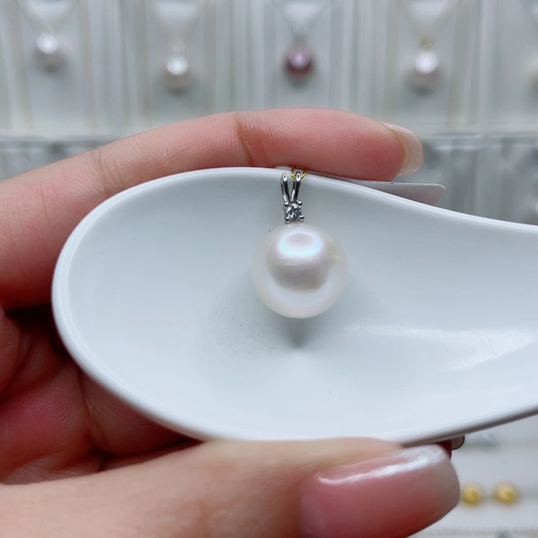 淡水珍珠未镶嵌吊坠(赠链)