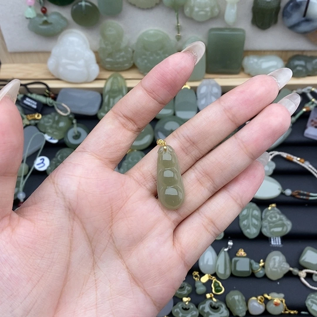 和田玉18K金镶嵌吊坠(不含链)
