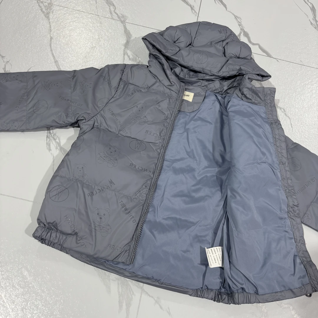 （8661）儿童时尚洋气简约满印小熊上衣外套