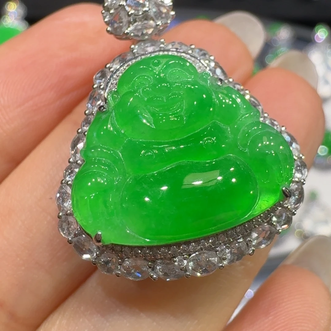 翡翠18K金镶嵌颈饰收到货48小时鉴赏期