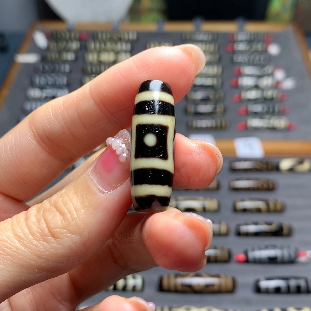 玛瑙/玉髓吊坠(赠链)未镶嵌磨*木