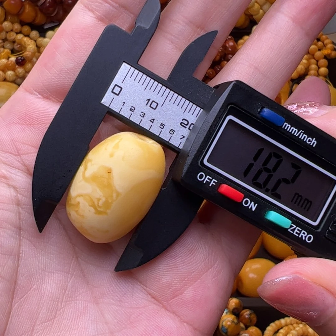 未镶嵌琥珀裸石管珠