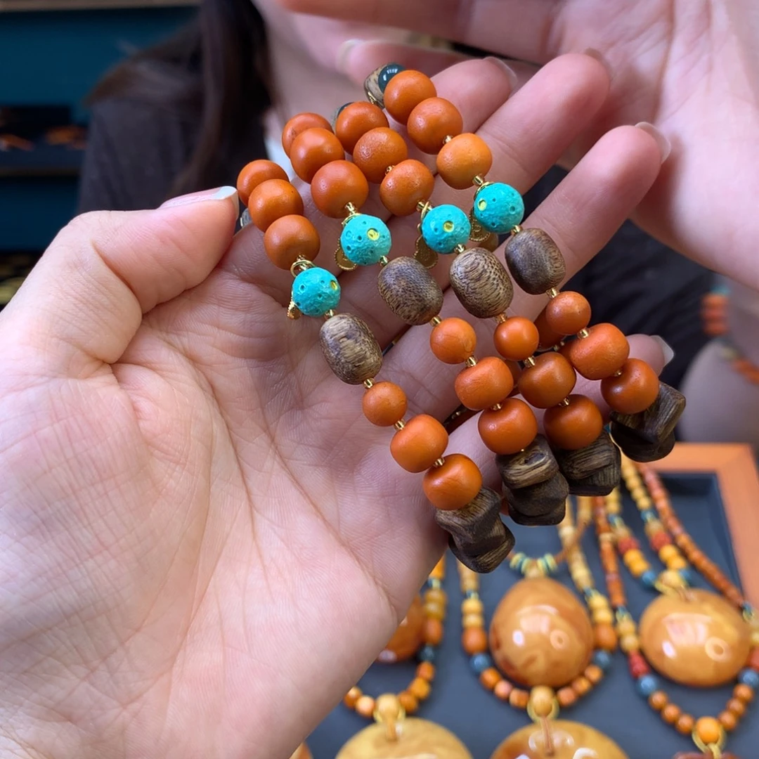 蜜蜡未镶嵌手串多样性发一