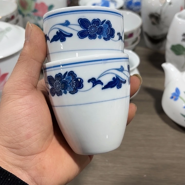 陶小被子小被子两个，杯子两个