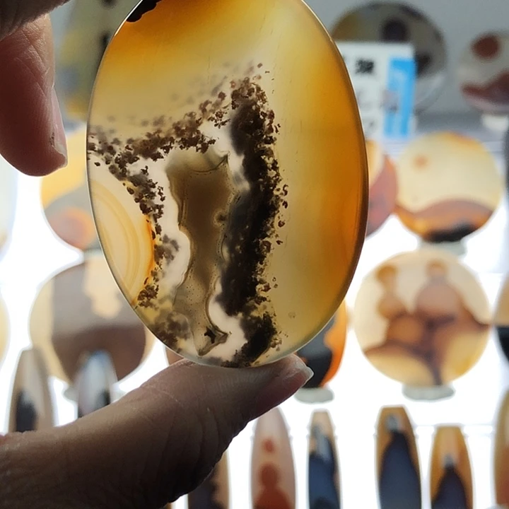 玛瑙/玉髓未镶嵌珠宝半成品57