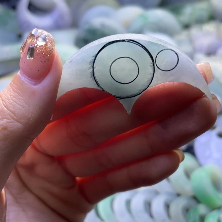 定制翡翠未镶嵌翡翠