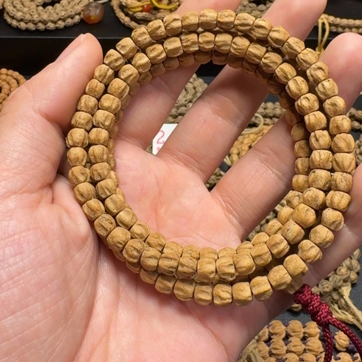 小***6柏香籽/百香籽吊坠方块龙脊微脏