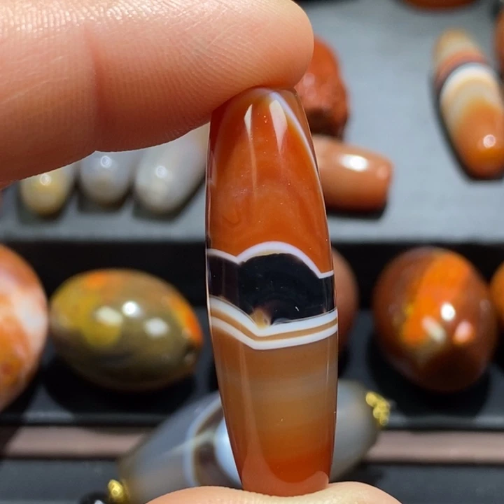 .***.玛瑙/玉髓未镶嵌挂件