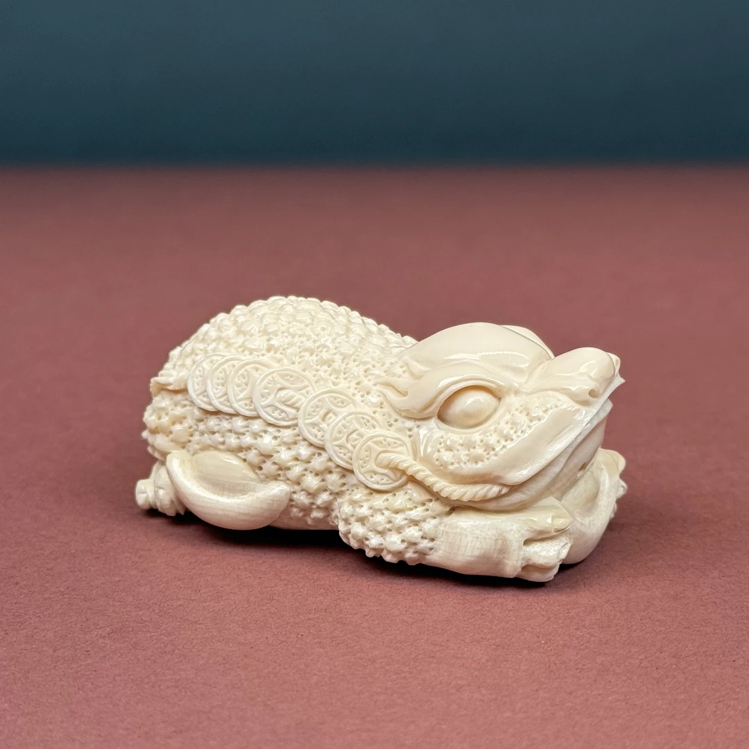 H10-49天然猛犸牙 雕刻金蟾 30.5*53.7*24.8mm支持复检